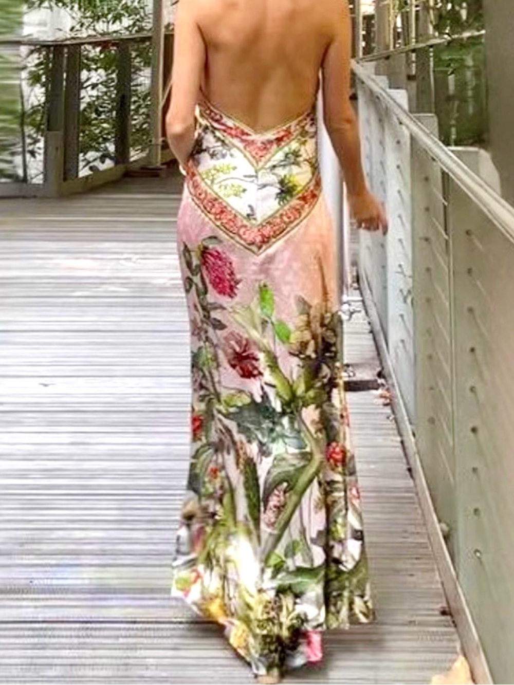 ❤️Hello Gorgeous! Printed Halter Neck Backless Maxi Dress (S-XL)